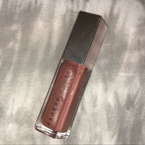 Fenty Beauty “Gloss Bomb” Lipgloss
